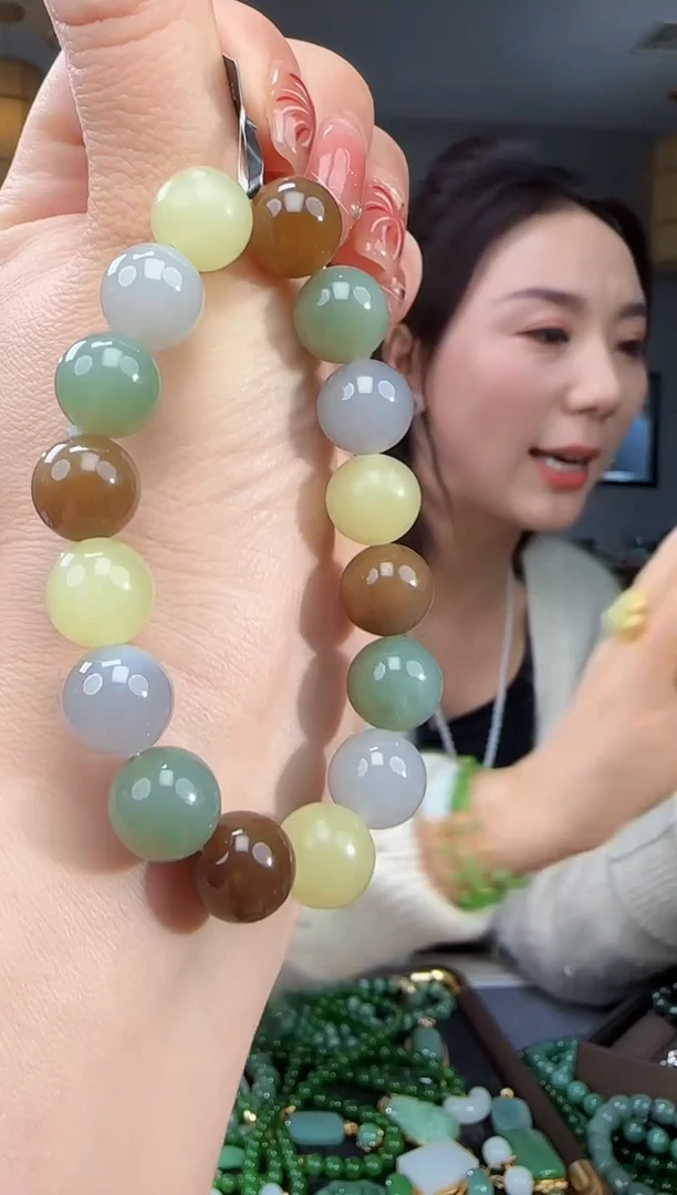 未镶嵌手链和田玉1