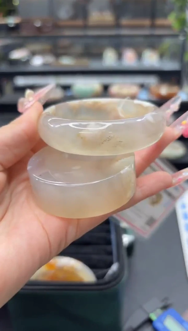 未镶嵌手镯石英质玉234(57圈赠送镯心)