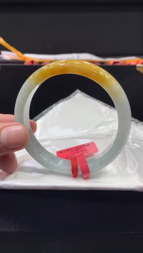 未镶嵌手镯翡翠翡翠手镯