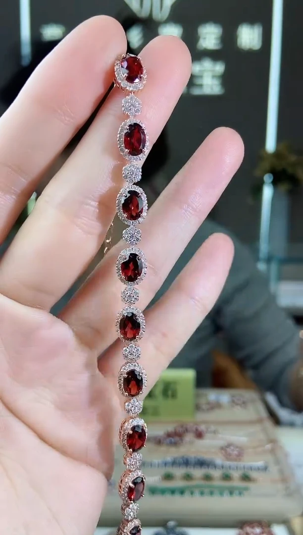 【闪购商品】石榴石手链银S925镶嵌手链