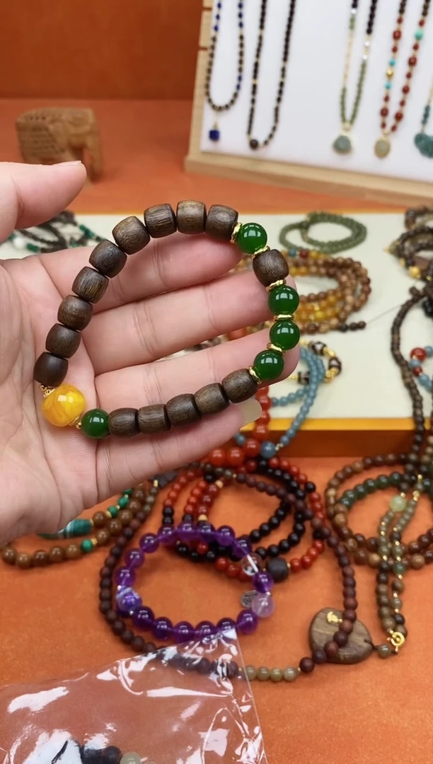 手串檀香木未镶嵌单圈达拉干玛瑙老蜡手串