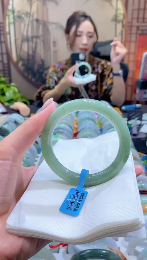 未镶嵌手镯翡翠000088083