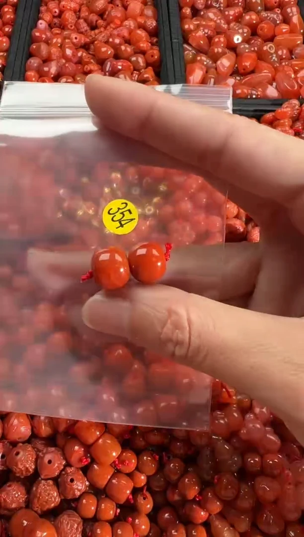 【闪购商品】南红玛瑙颈饰未镶嵌1