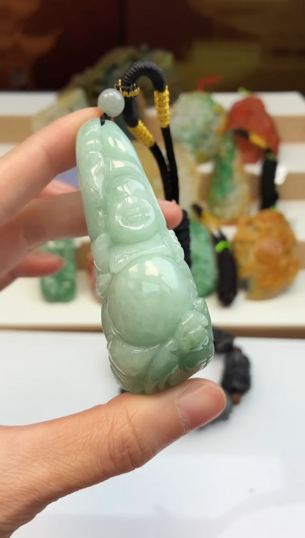 颈饰未镶嵌翡翠牌子