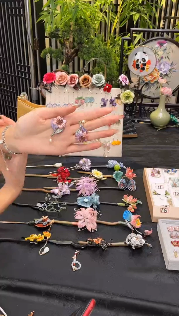 织绣杜*非遗苏绣饰品