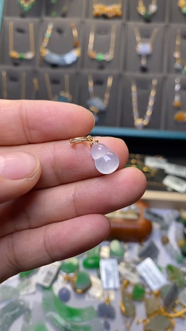 颈饰18K金镶嵌翡翠净货37465