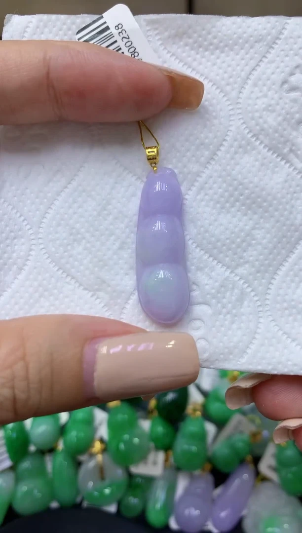 颈饰18K金镶嵌翡翠天然缅甸翡翠A货