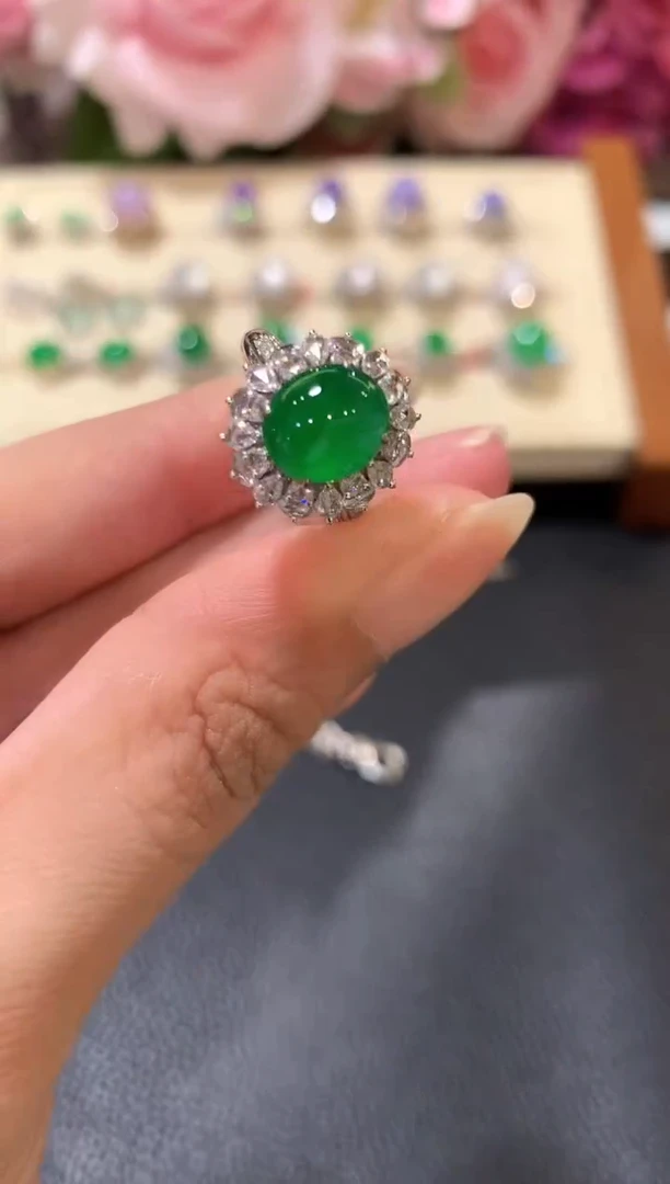 18K金镶嵌戒指翡翠z121