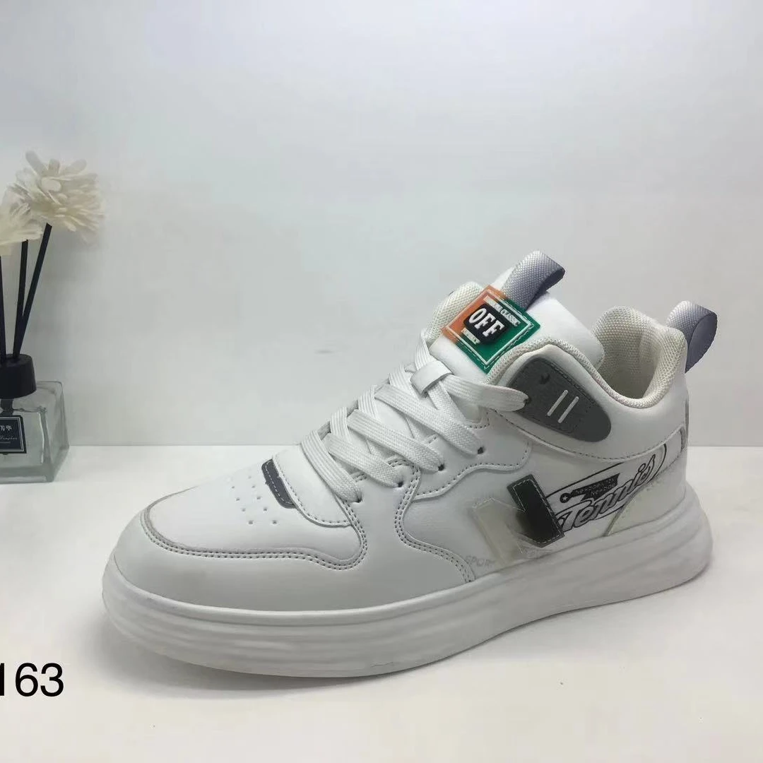 男款中帮休闲鞋88163