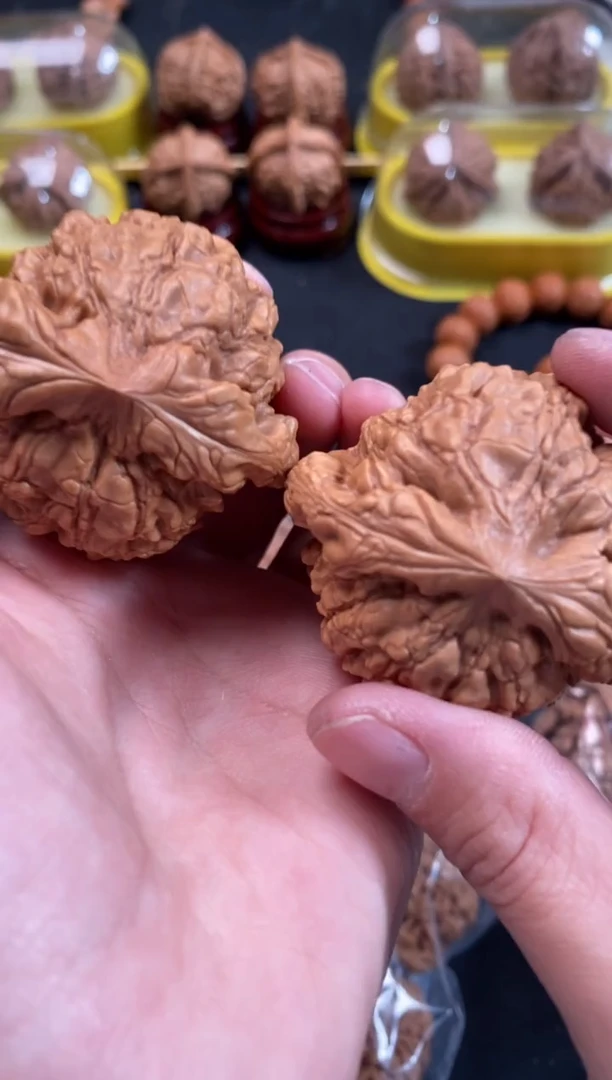 文玩核桃把件龙鼎50尺X432