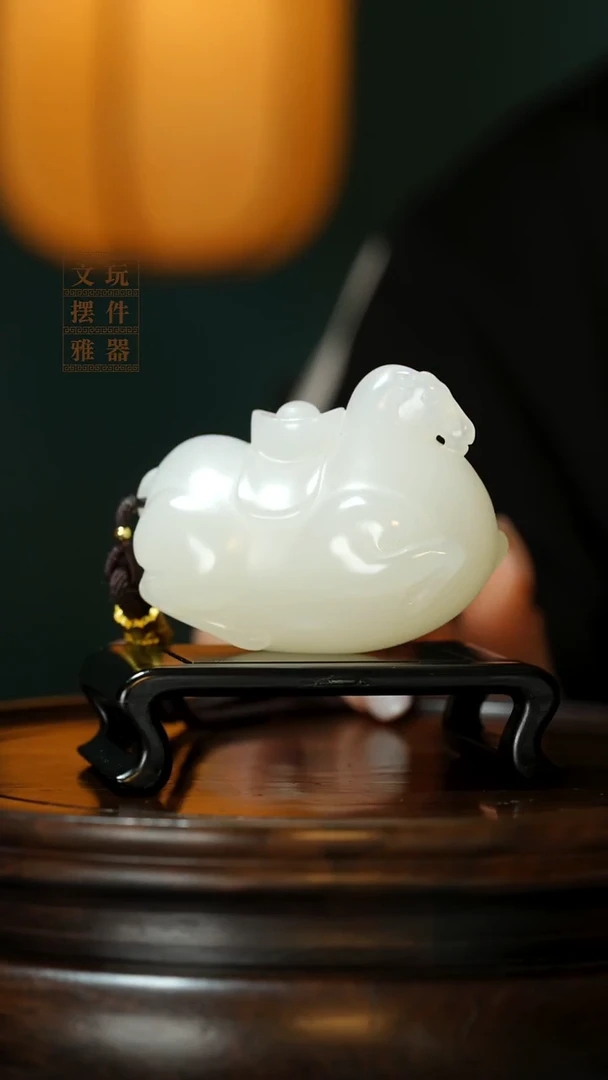 玉《马到成功》手把件摆件