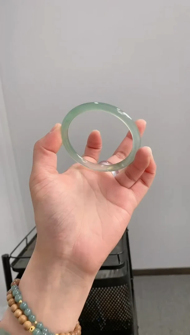 【闪购商品】玛瑙/玉髓手镯未镶嵌57-58圈