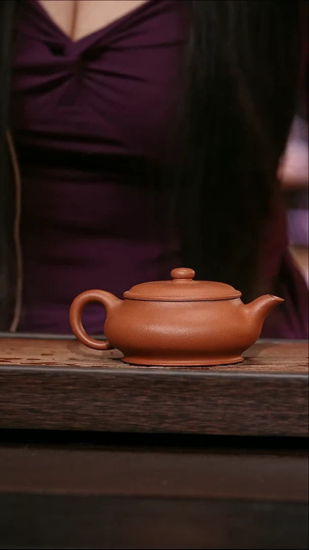 茶壶紫砂宜兴原矿紫砂壶    明炉