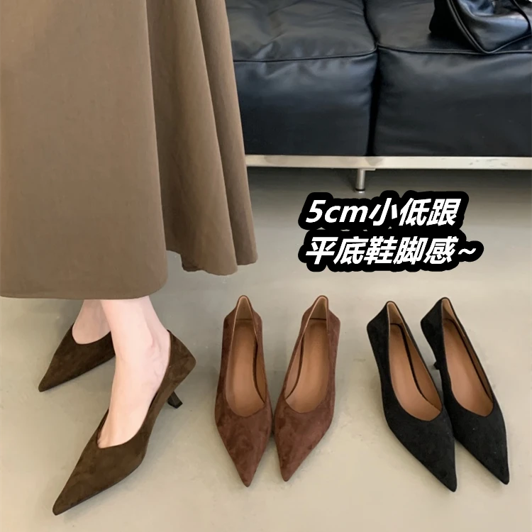 2025年秋新款法式复古风尖头绒面浅口细跟高跟鞋女通勤风百搭单鞋