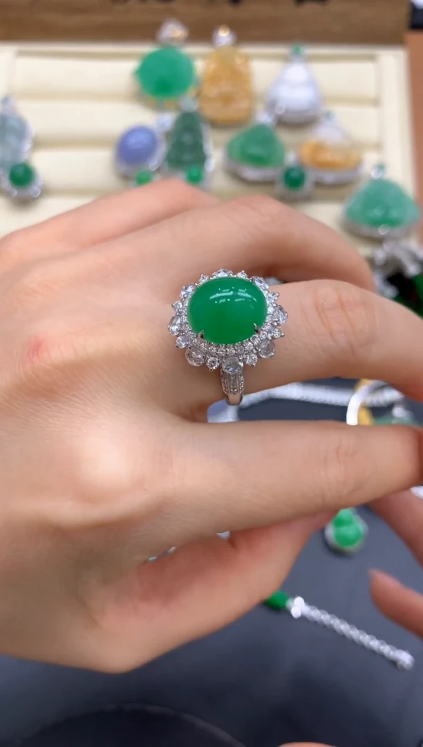 【闪购商品】翡翠戒指18K金镶嵌561-中国好珍宝