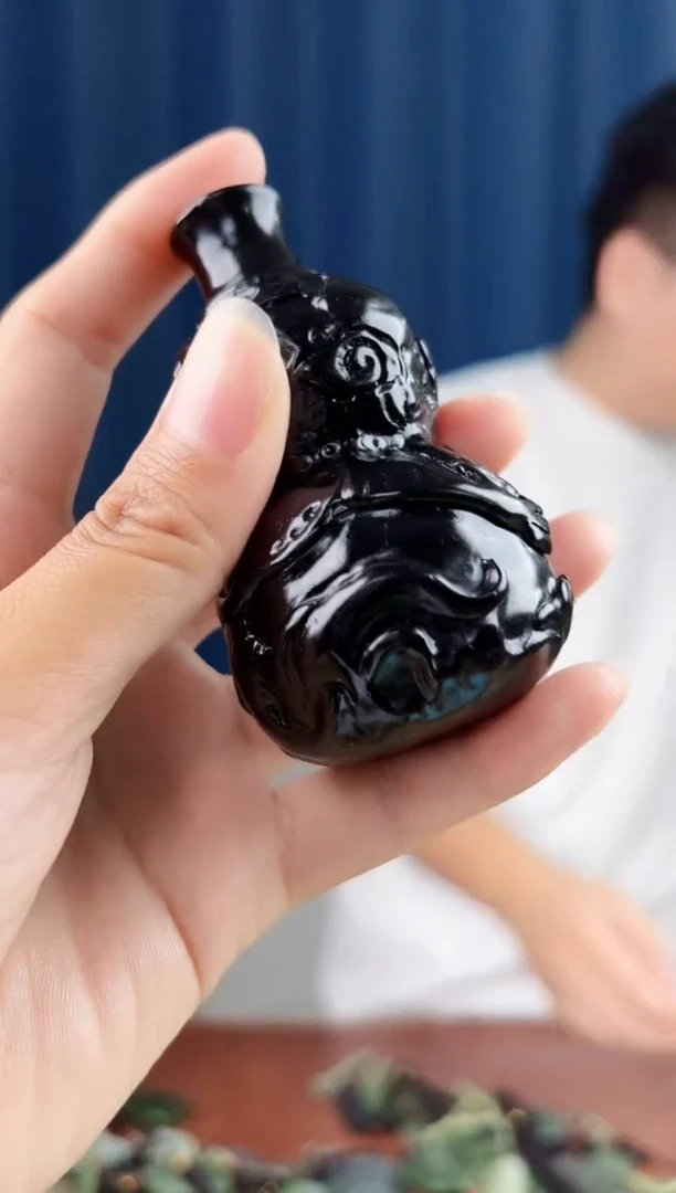 未镶嵌和田玉挂件拍一发一，多样性发货