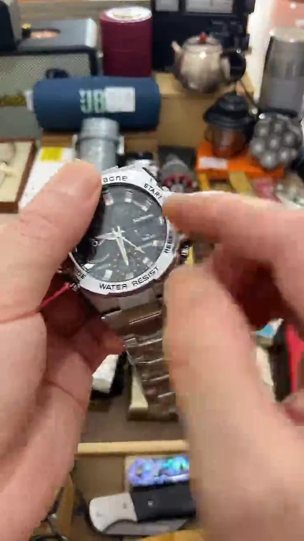 瓷片闪购商品  如图所示