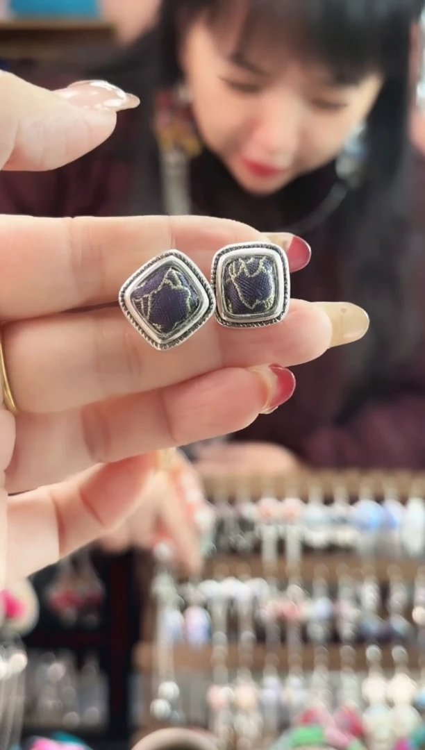 织绣艺枝独绣手工饰品164