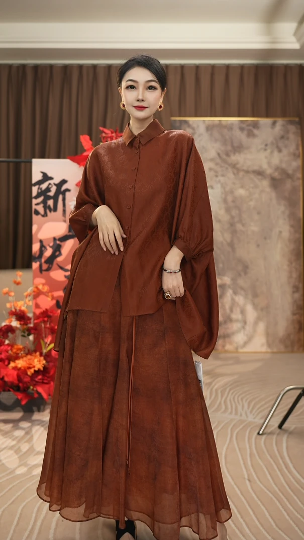 825487 嫣然倾城百分百桑蚕丝桑波段花萝提花高货蝙蝠衫