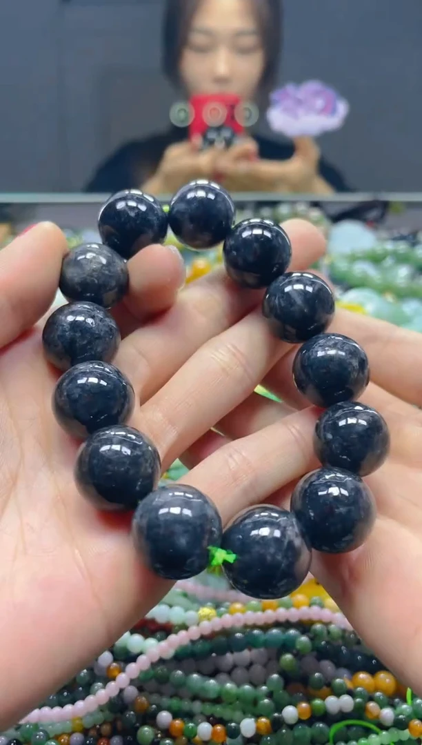 颈饰未镶嵌翡翠16MM/U/翡翠A货，一件也是批发价
