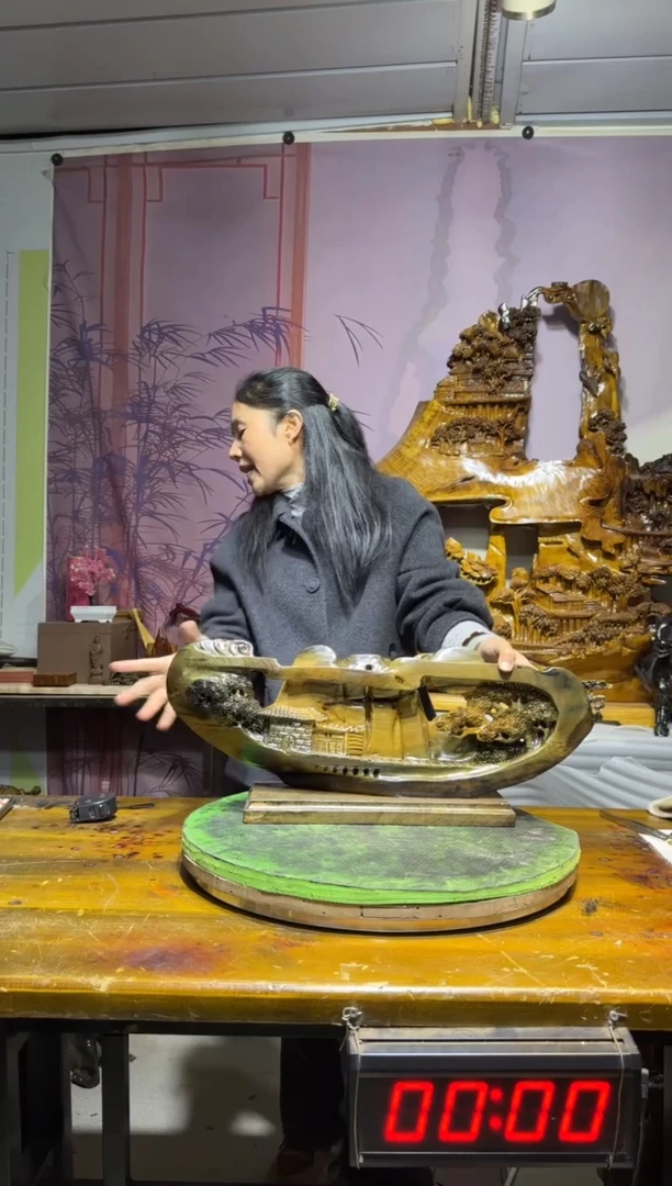 金丝楠刚金丝楠木雕刻摆件