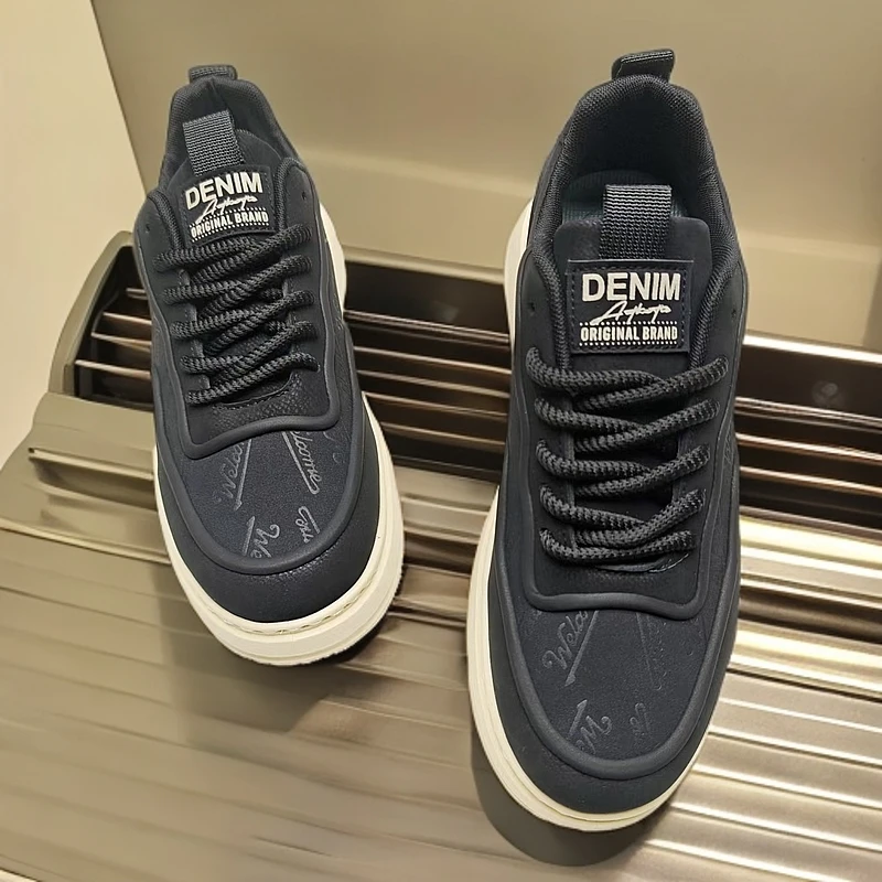 男士板鞋四季款磨砂质感二层皮