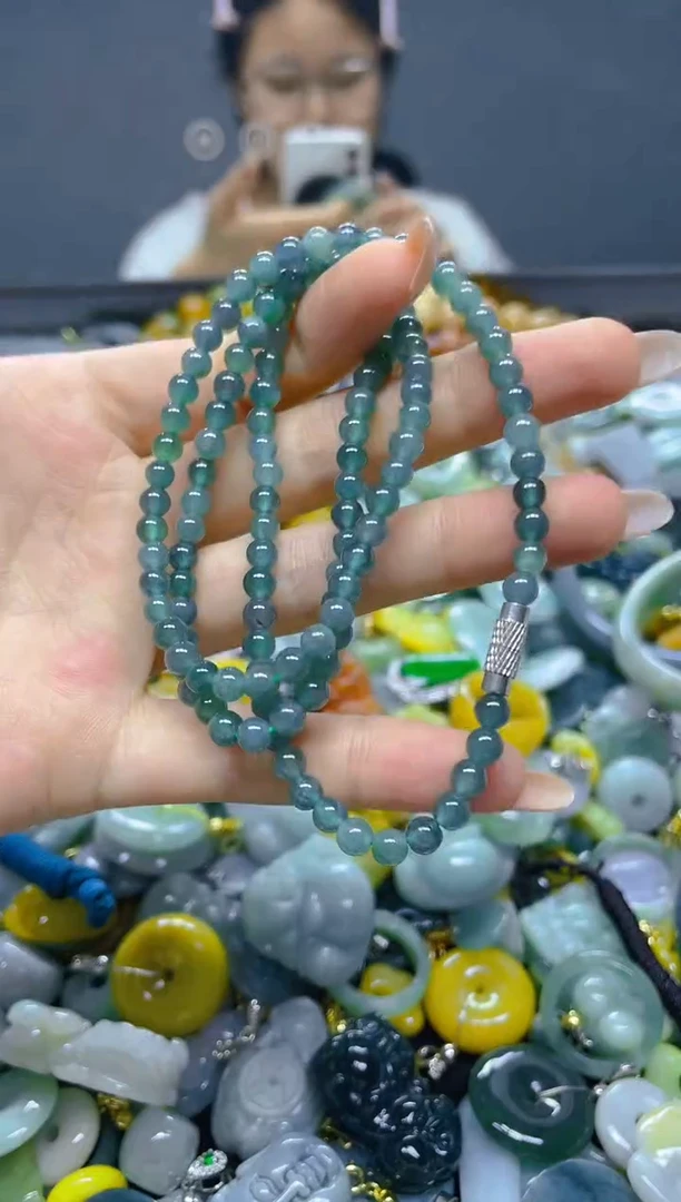 颈饰未镶嵌翡翠4MM/X/翡翠A货，一件也是批发价