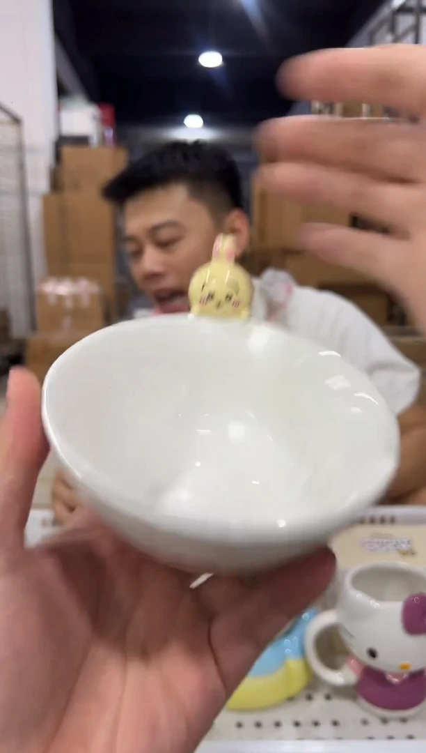 瓷片原盒乌萨奇公仔碗