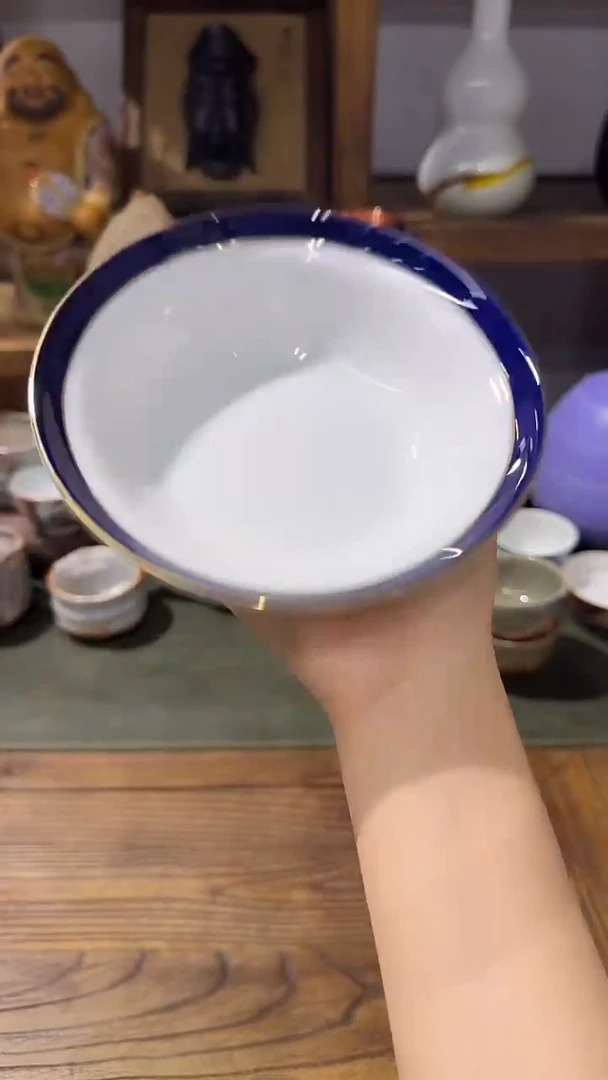 描金蓝色碗口·····