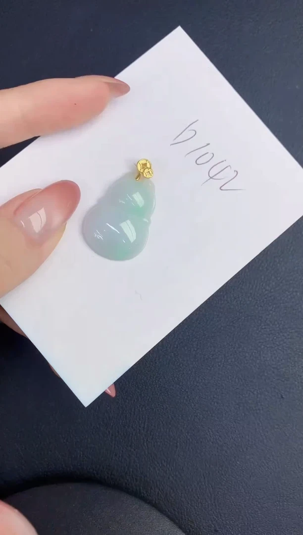 翡翠未镶嵌颈饰缅甸天然翡翠A货