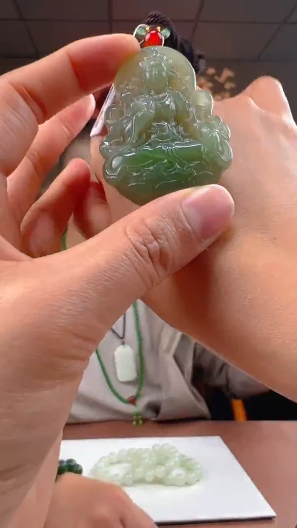 颈饰未镶嵌和田玉a35