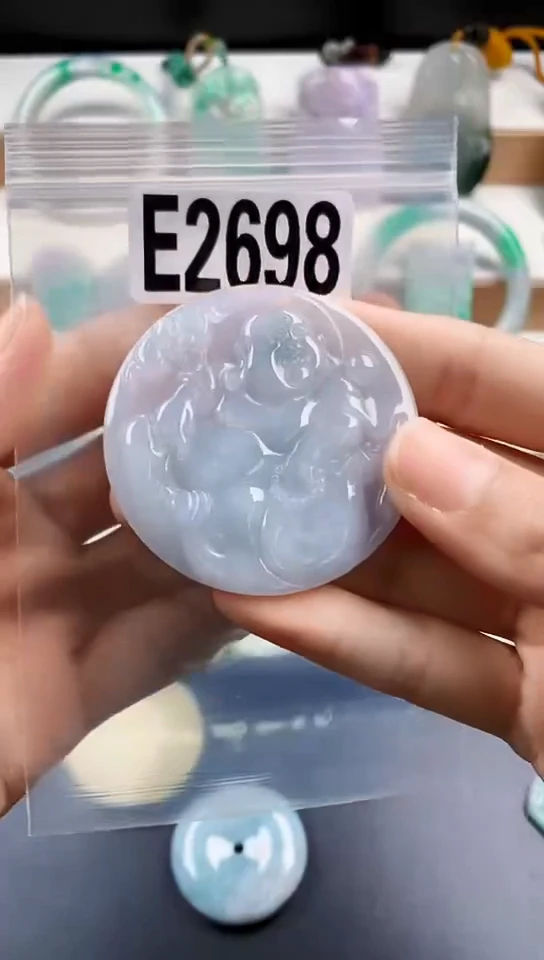 颈饰未镶嵌翡翠天然翡翠吊坠挂件