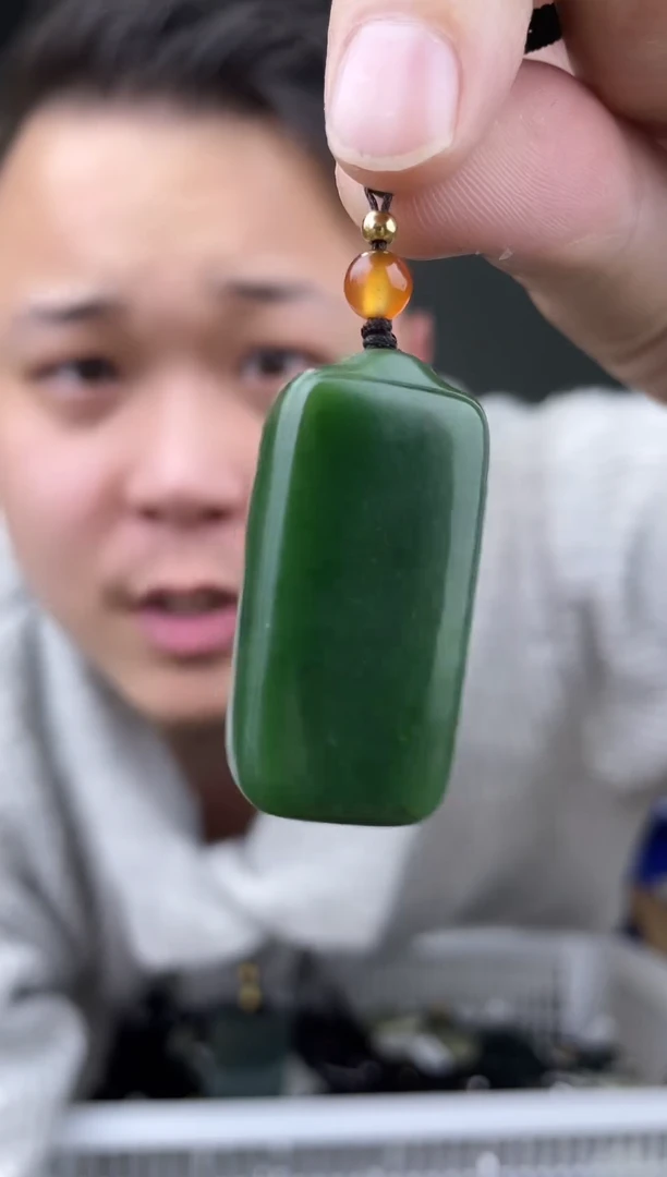 未镶嵌和田玉挂件拍一发一，多样性发货