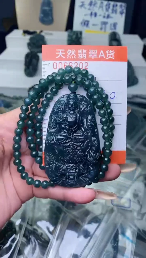 【闪购商品】翡翠颈饰未镶嵌···········