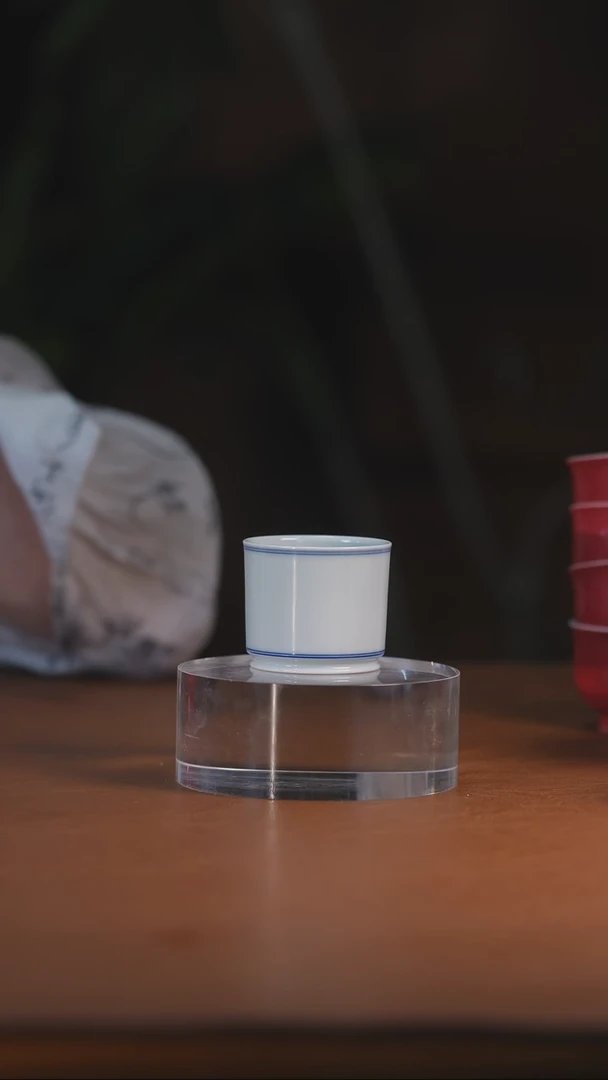 白胎小容天杯