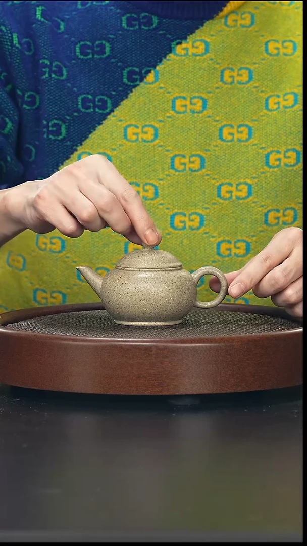 茶壶紫砂水平-黑段-全手工无添加-170cc（完美品）