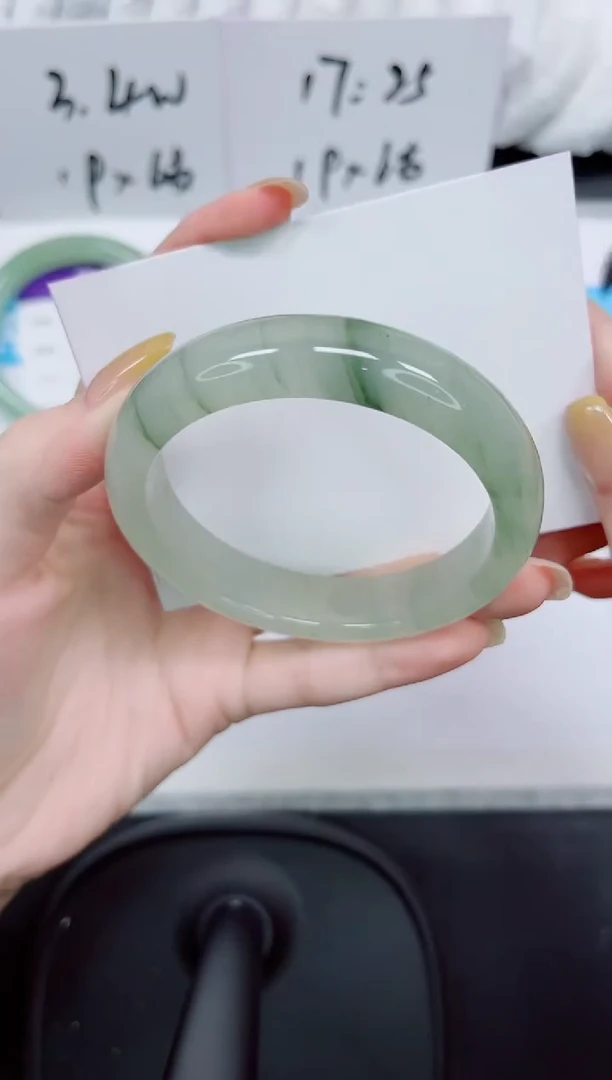 石英质玉手镯未镶嵌216