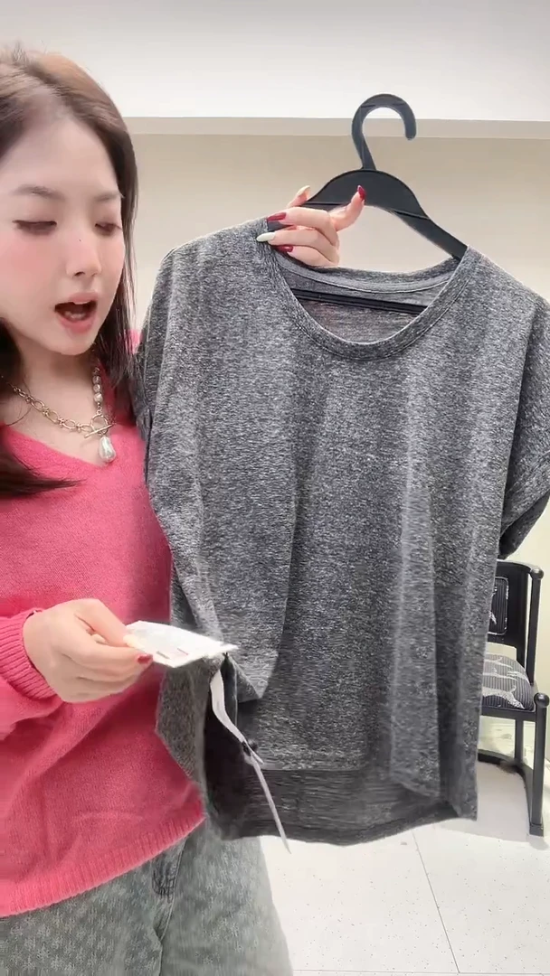 雪花灰色圆领半袖
