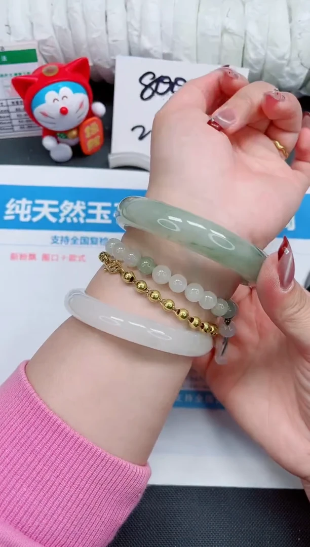 【闪购商品】石英质玉手镯未镶嵌155