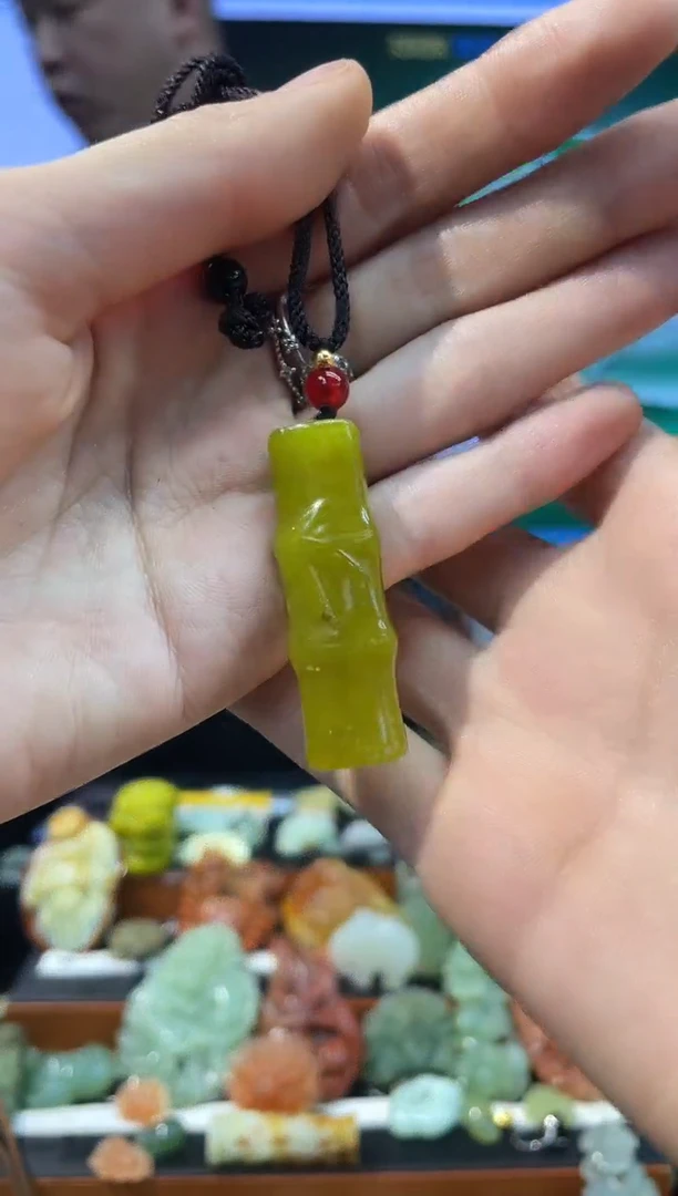 【闪购商品】岫玉吊坠未镶嵌·多样性发货*拍一发一