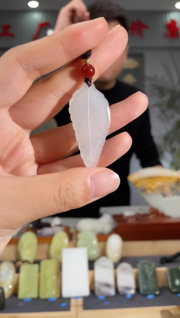 【闪购商品】和田玉颈饰未镶嵌拍一发一 多样性发货