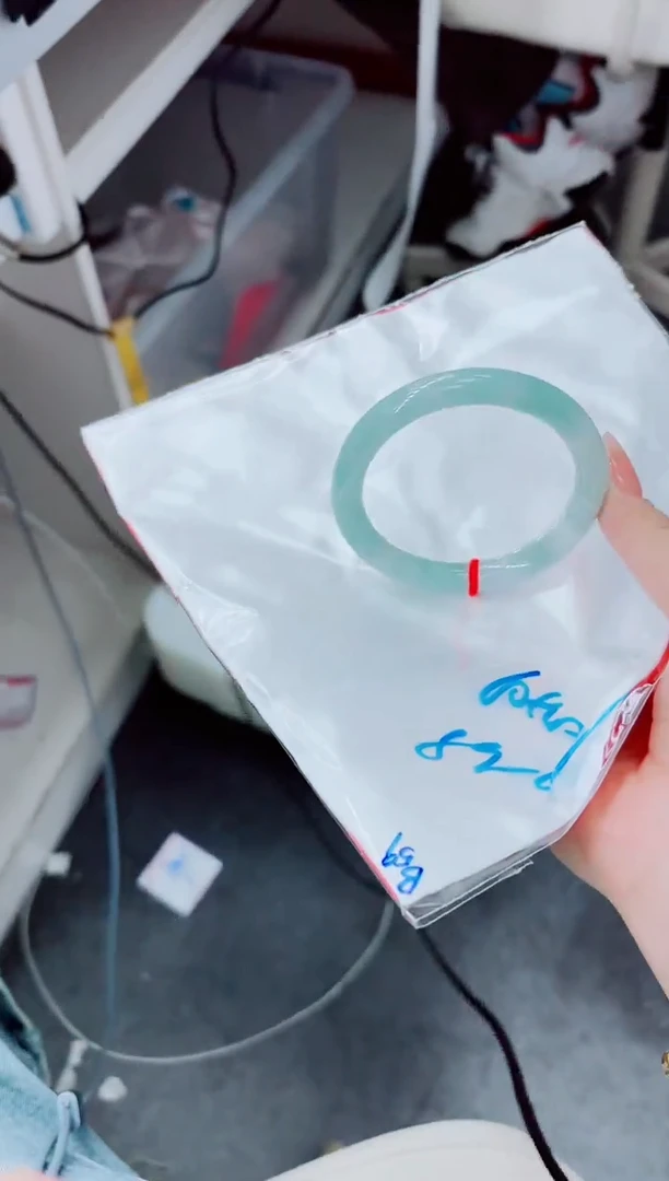 【闪购商品】翡翠手镯未镶嵌000000000