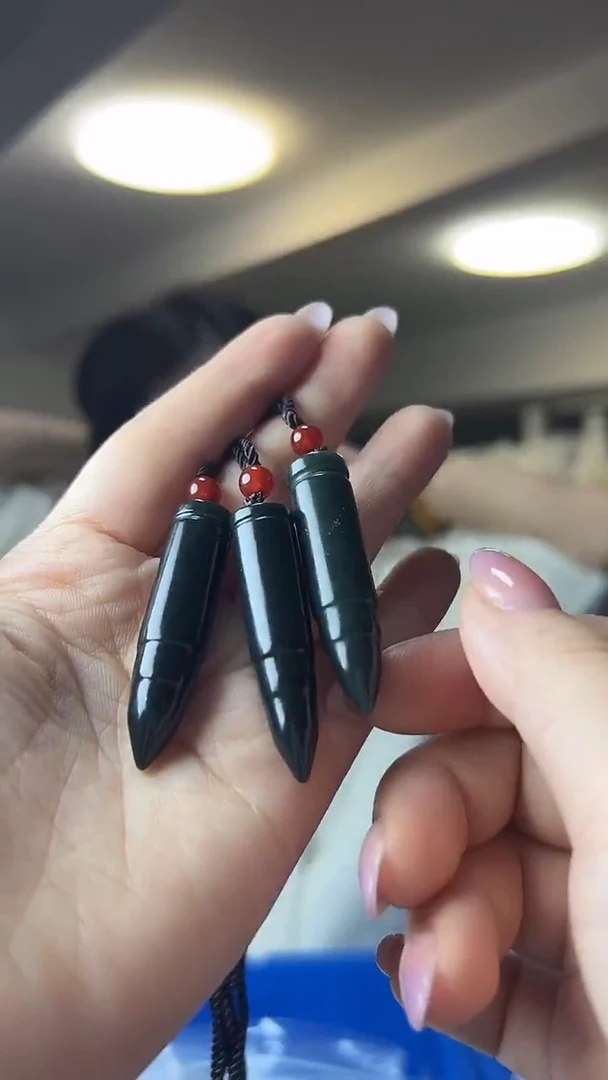 颈饰未镶嵌和田玉（多样性发一件）