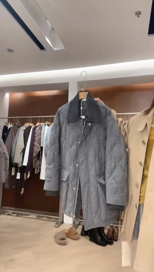 简白福福款羽外套S号原价3580