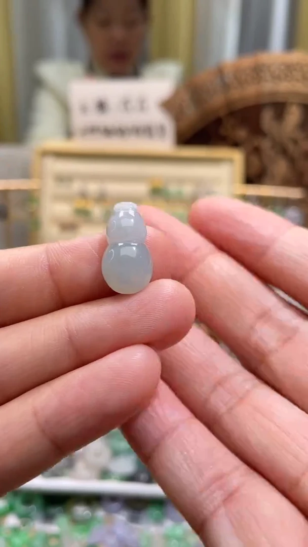 颈饰未镶嵌翡翠葫芦