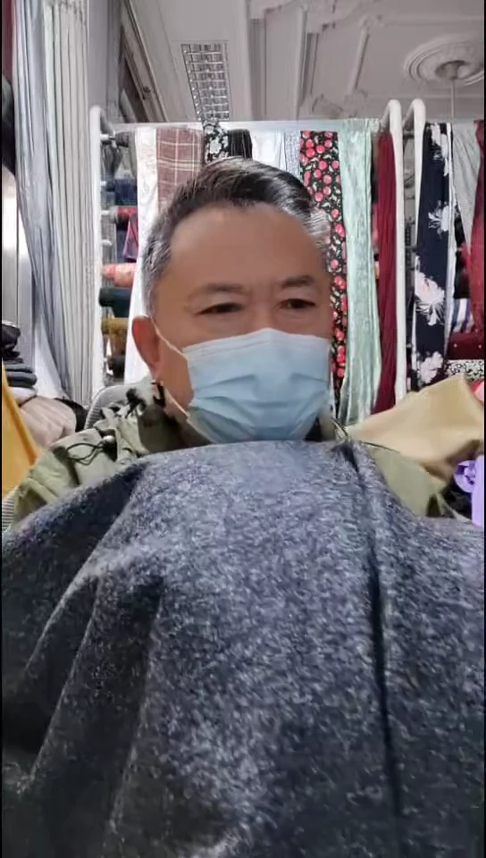 黑灰雪花针织布料
