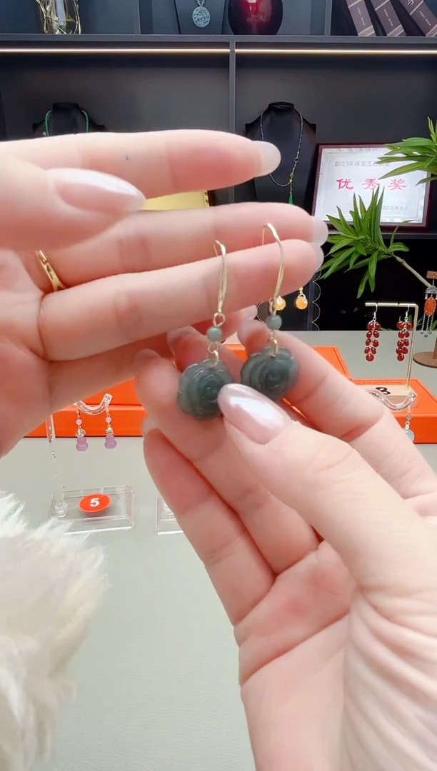 未镶嵌翡翠耳饰822