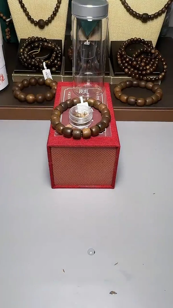 沉香芽庄白棋桶珠1.1单圈