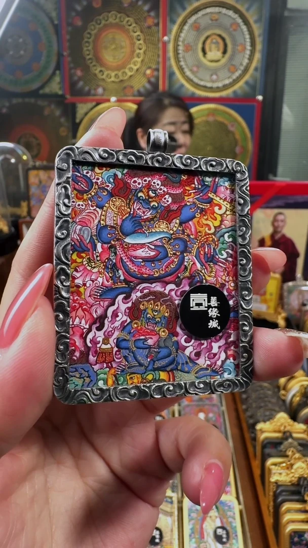 吊坠 壹善缘城手绘唐卡黑六臂