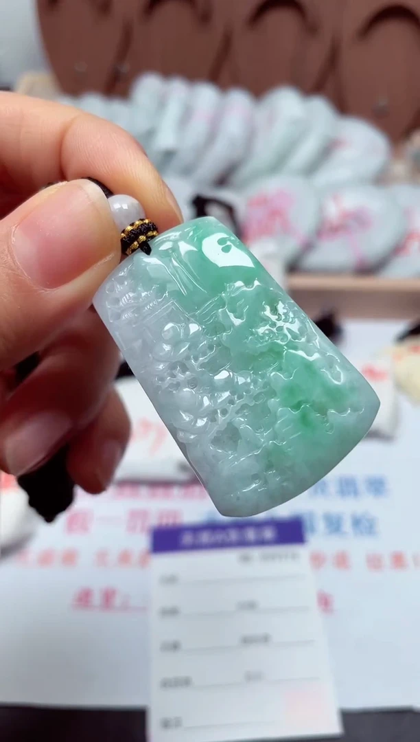 颈饰未镶嵌翡翠天然A货